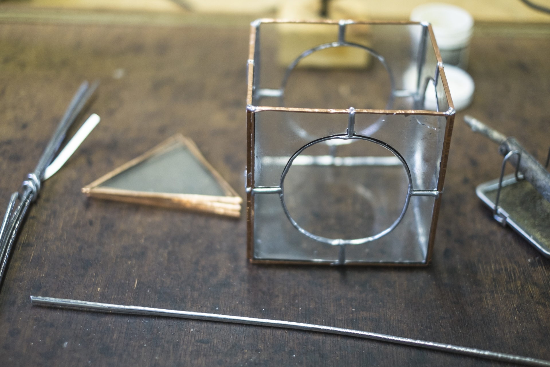 ハンダ付けをする